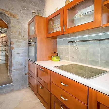 4 Murri * روفينجسكو سيلو