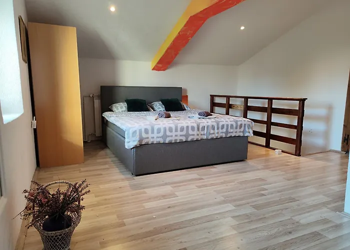4 Murri Villa